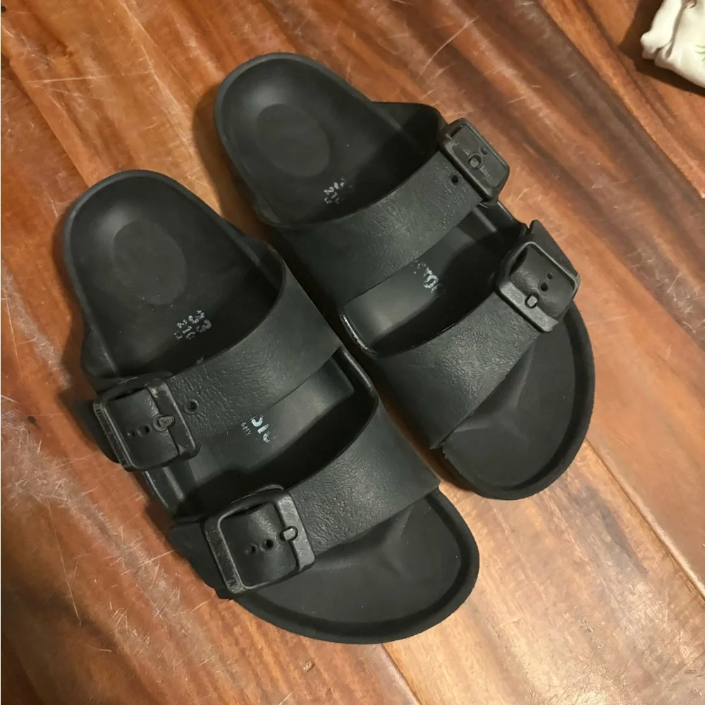 Birkenstock Kids Black Double Strap Sandals Size 33 Youth (S5)‎